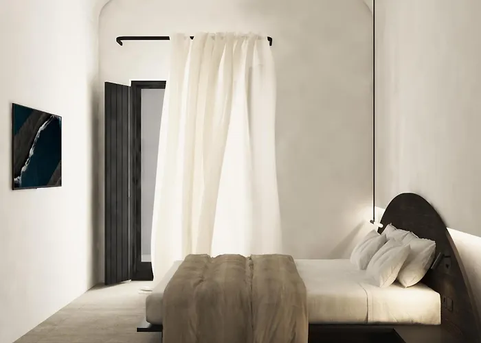 Mamay 5* Fira (Santorini)